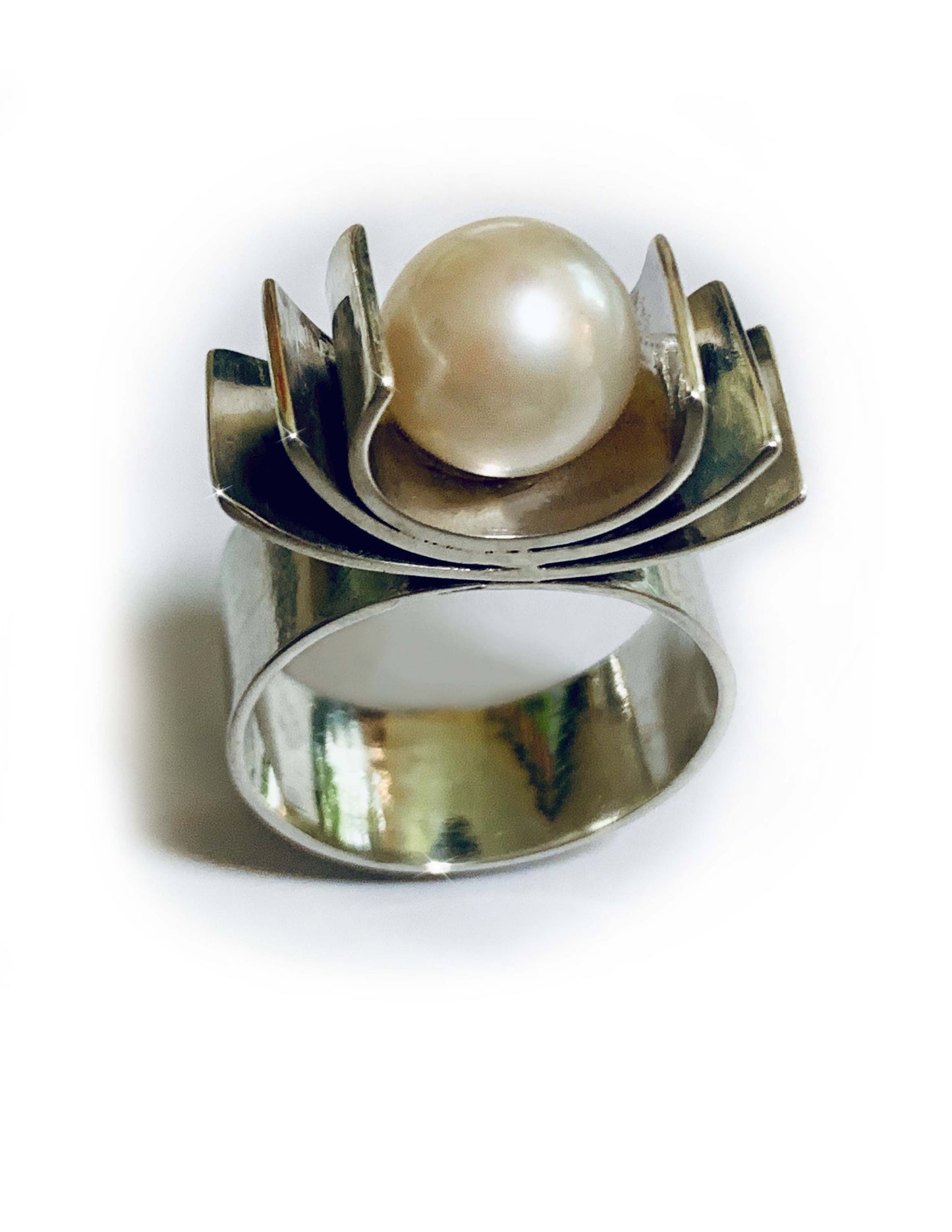 Dramatic Modern Sterling Silver Ring with White Pearl