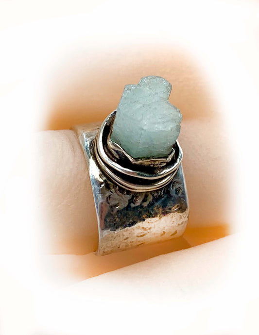 Contemporaryl Sterling Silver Ring with Heart Shaped Raw Aquamarine Gemstone