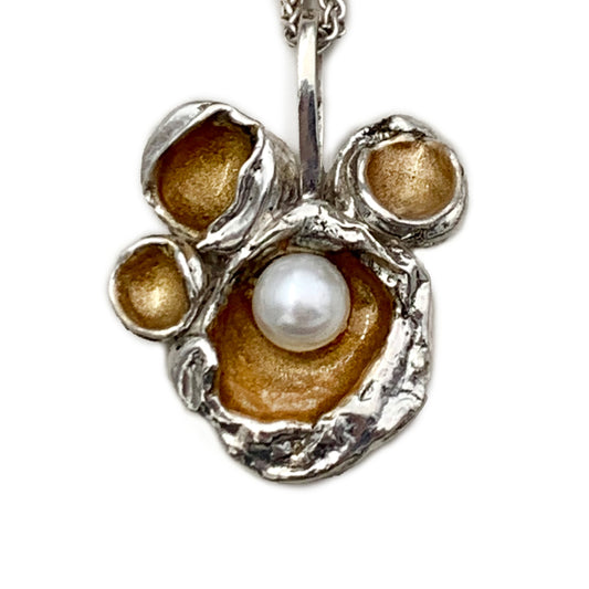 Elegant Water Cast Sterling Silver and White Pearl Pendant Necklace