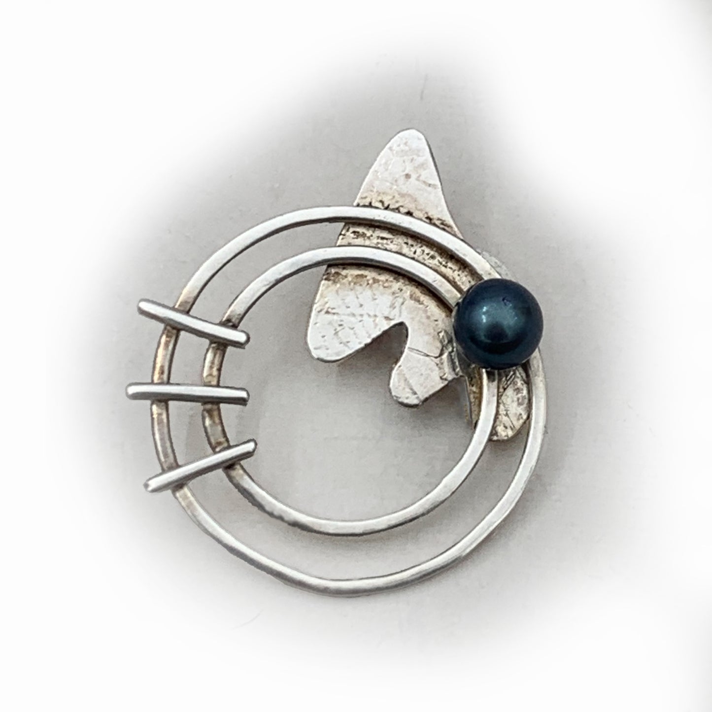 Handcrafted Sterling Silver Pendant Necklace featuring a 7.8mm Black Pearl